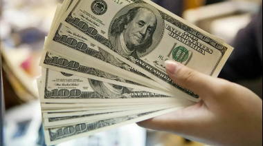 El dólar blue llegó a $1.545 y el oficial marcó un nuevo máximo nominal