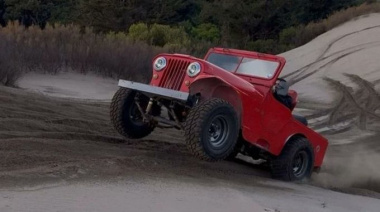 Un hombre de 35 años murió tras volcar con su Jeep en la arena