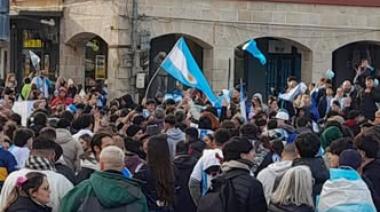 Necochea y Quequén se tiñeron de celeste y blanco con festejos masivos