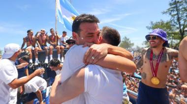 Scaloni rompió el silencio con una emotiva carta:  "Quien tiene un amigo argentino, tiene un tesoro".