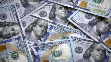 A cuánto cotizan el blue, el oficial y los financieros este martes 4 de agosto