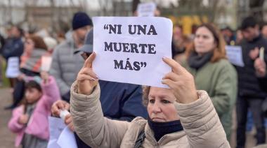 Una multitud marchó en Necochea para exigir la Autovía 88 en memoria de Anita