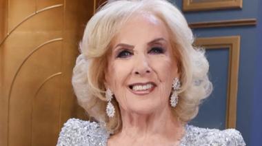 Mirtha Legrand evoluciona en una habitación común tras su internación por neumonía y recibió la visita de su familia