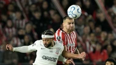 Estudiantes igualó 1-1 con Corinthians en La Plata y la llave de cuartos de la Libertadores se definirá en Brasil