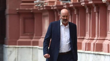 La motosierra choca contra su propio techo: internas y desgaste en el Estado