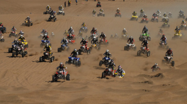Enduro en Claromecó: comercio, médanos y motores