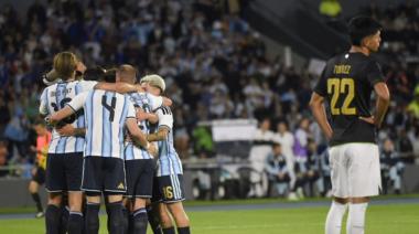 La Selección argentina puso en marcha su renovación con una clara goleada 4-0 sobre Bolivia