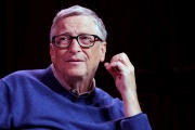 Bill Gates afirma que la inteligencia artificial crearía una nueva Guerra Fría