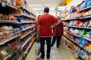 La recesión se profundiza: el consumo ha experimentado una caída del 30% en el interior de la provincia de Buenos Aires