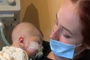 Bebé Lucha por Su Vida Tras Infección por Fentanilo Contaminado