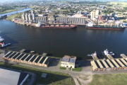 Julio Productivo en Puerto Quequén: 36 Buques y Exportaciones a Diversos Mercados Internacionales