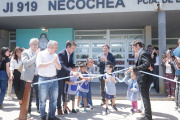 Kicillof en Necochea: inauguraciones y entrega de ambulancia, con críticas a la política de obra pública nacional