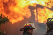Tragedia en el sur de Chile: incendios forestales dejaron 16 muertos y más de 50.000 evacuados