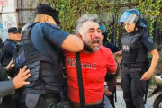 La Policía Federal agredió y detuvo a un camarógrafo de A24