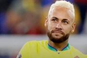 Se confirmó la lesión de Neymar y peligra su debut en el Mundial