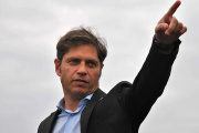 Kicillof cuestionó a Milei por los combustibles y dejó señales políticas