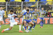 Rosario Central eliminó a Racing y Dí María denunció "caretas" en la prensa
