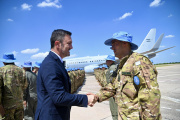 Economía de guerra: el Ejército permuta una tonelada de membrillos por repuestos