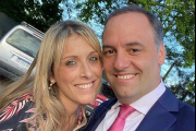 Manuel Adorni y su esposa se adhirieron al régimen de "inocencia fiscal" para regularizar activos