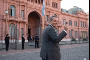Adorni tiró la toalla: renunció acorralado por el patrimonio y denuncias de corrupción