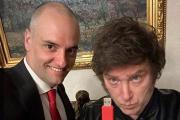 Los videos virales de Adorni donde admitía no conocer cómo funciona Bitcoin