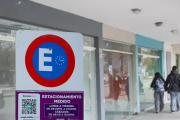 La recaudación del estacionamiento medido creció un 72% real pero el centro comercial no ve los beneficios