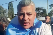 Recibió un piedrazo en los festejos y murió