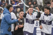 Ministerio venció 2-0 a Argentinos y acaricia el ascenso al Torneo Regional
