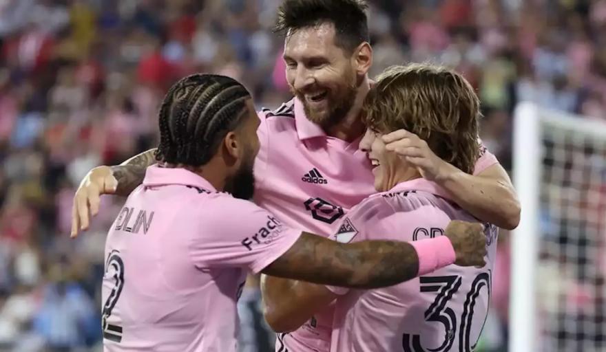 El golazo de Messi en Inter Miami para su debut con triunfo en la MLS ...