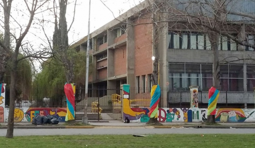 Tras los hechos de violencia hacen una jornada de reflexión en las escuelas secundarias de la ciudad
